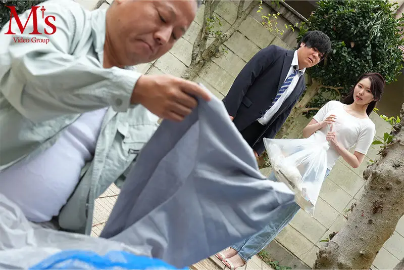 人妻自宅サロン 底辺クズ隣人の汚らわしいデカマラに堕ちた若妻エステティシャン 響蓮 No.1