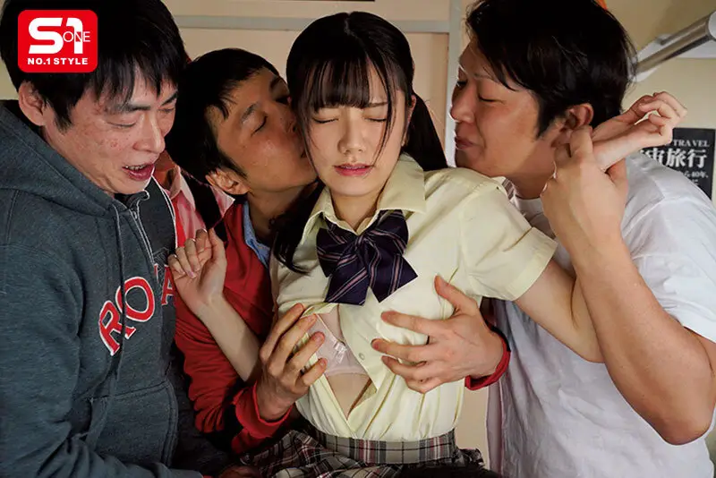 どれだけビジュの良い女でも本当に気持ち良い痴●には抵抗できず絶頂してしまう… 電車内で堕ちた最高峰美女 31名 8時間 No.9