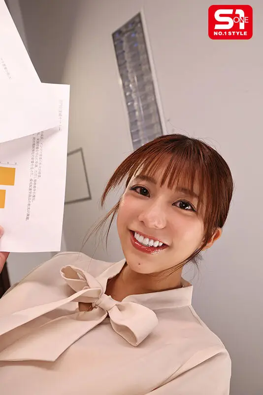 【VR】「みんなにバレたら大変ですよ…?」残業中でも会議中でも僕のもっこり疲れマラをひょっこりヌキヌキ 神出鬼没の困った後輩にこちゃん 川越にこ No.8