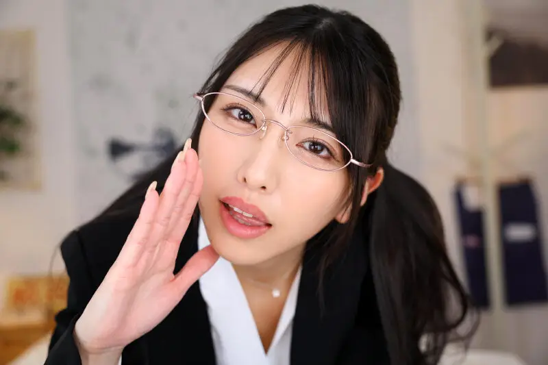 【VR】【8K】会社の為ならあらゆる業務をこなすパーフェクト秘書は、事務的に淡々抜き甘サド寸止め焦らしドS強●連続射精の顔を変幻自在に使い分けて性欲の強いポンコツ社長の射精を処理する。倉木しおり No.3