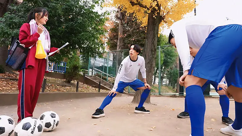 サッカー部の女子マネージャーは憧れの先輩のレギュラー獲得のために顧問教師の性処理をしています 幸村泉希 No.3