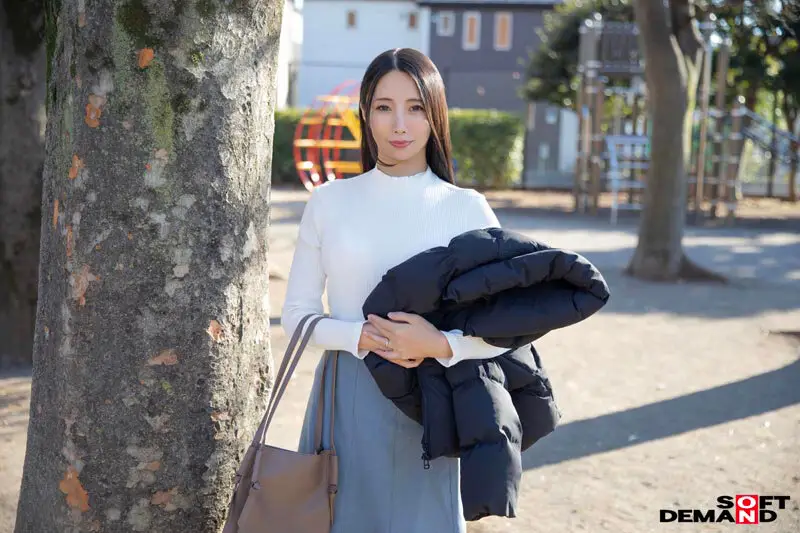 【本物人妻総集編】本物人妻15名が初めてのAV体験で見せたカメラの前での初セックス＆緊張と溢れる興奮を抑えきれない初中出し合計17SEX収録2枚組 10時間 No.13