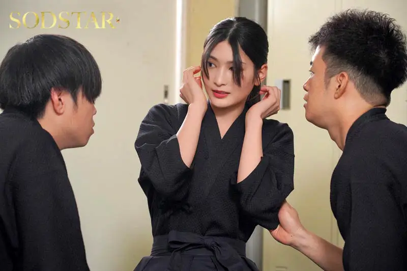 無表情な剣道の女師範 その凛とした佇まいからは想像出来ないほど弟子たちに甘く’チン媚び’目線で何度でもヌイてくれる 本庄鈴 No.8