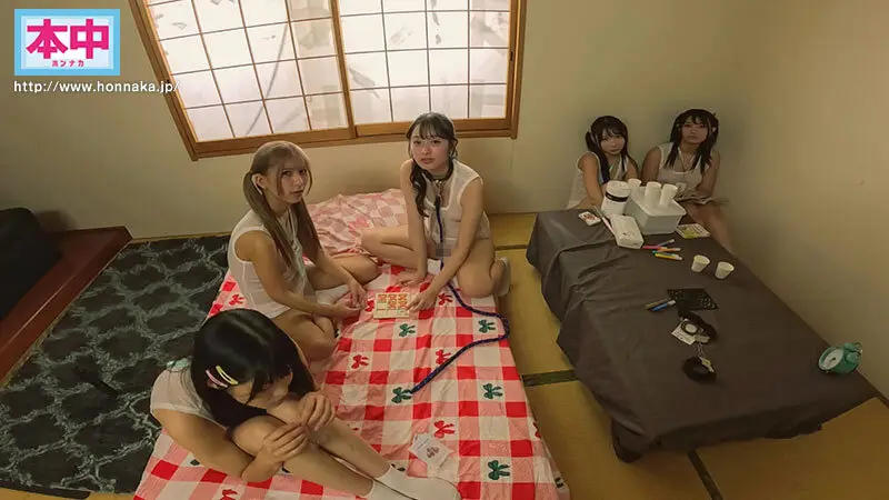 保護女子集団里親譲渡会 身寄りのない娘たちに希望を。5人のマ○コをナマで確認して持ち帰れる激ヤバ施設に潜入！ No.1