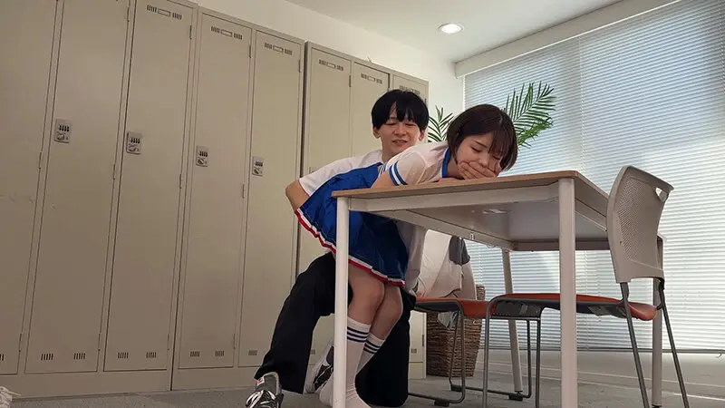 部活終わりの青春カップルが2人きりで隠れてコソコソ楽しそうに即ハメSEX。一部始終を隠し撮りした定点映像5名流出 No.6