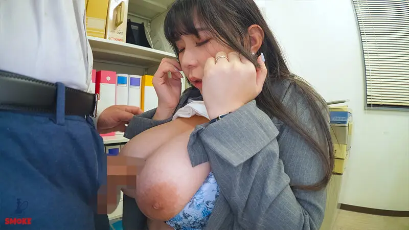 【ぶっかけセクハラ】残業中のオフィスで二人きり、無自覚パッツンおっぱい誘惑してしまい中年部長ち○ぽで何度もパイ射される人妻巨乳部下OL 吉根ゆりあ No.4