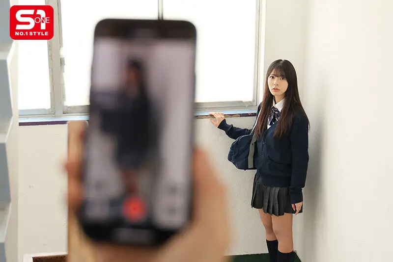 憧れだった担任教師に盗撮されても黙認しているわたし。自己肯定感の低いひとりぼっちJ●はド変態教師すら愛してくれる 浅野こころ No.5