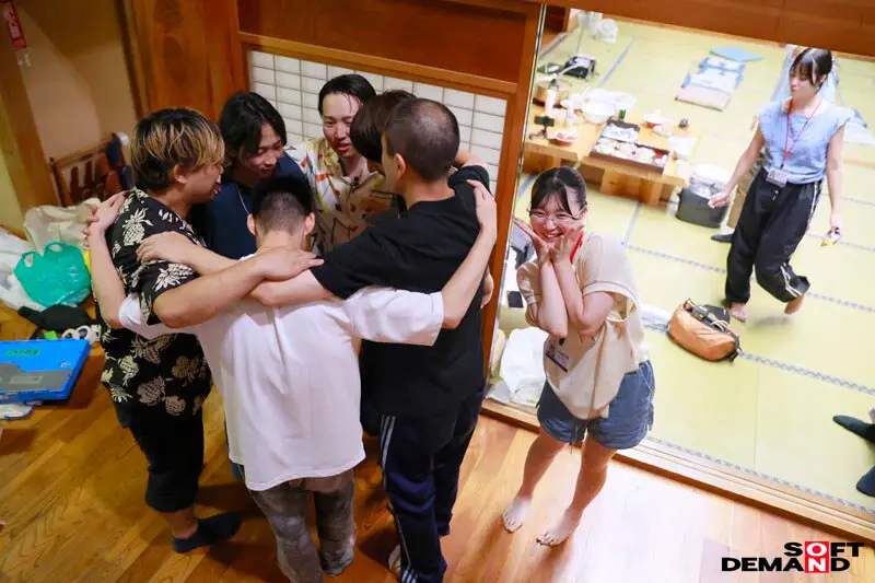 フリーのSOD女子社員と6人のガチ童貞。あの夏、イチバンときめいた筆おろし。 No.3