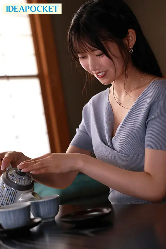 デビュー1周年記念で温泉ロケに来た愛才りあが この後1日中ぶっ通しのキメセクで人生で最もイカされるなんて知る由もない No.4
