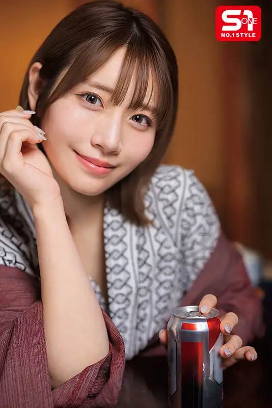 出張先、二人きりの温泉旅館 僕を慕う圧倒的美人な後輩に迫られたら寝取られても仕方がない 河北彩花 No.1
