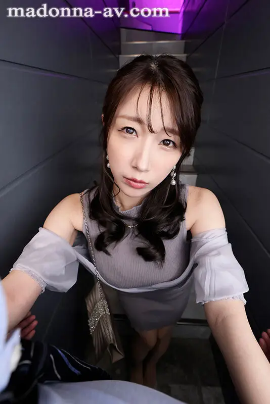 【VR】初VR三比菜々美 「終電、なくなっちゃったみたいですね…。」 結婚式の二次会終わり 新婦の友人・菜々美さんと まさかのワンナイトラブSEX 超高画質8K No.3
