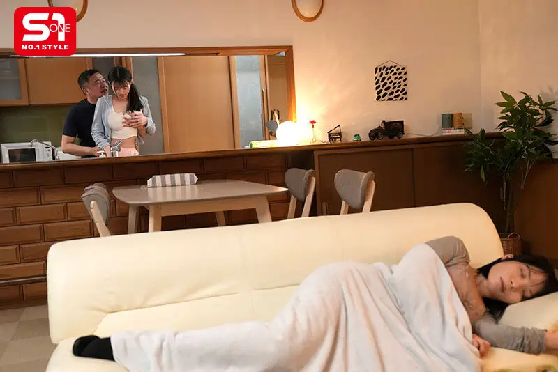 娘の友達は幼顔なのに…身長170cm！おっぱいIカップ！発育エグすぎておじさん我慢出来ないよぉ～ 雛形みくる No.7