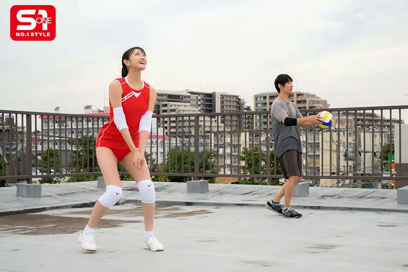 後輩の頼みは絶対に断らない バレー部の優し～い’みつは先輩’に本気で甘えたらSEXできた話 明日葉みつは No.1