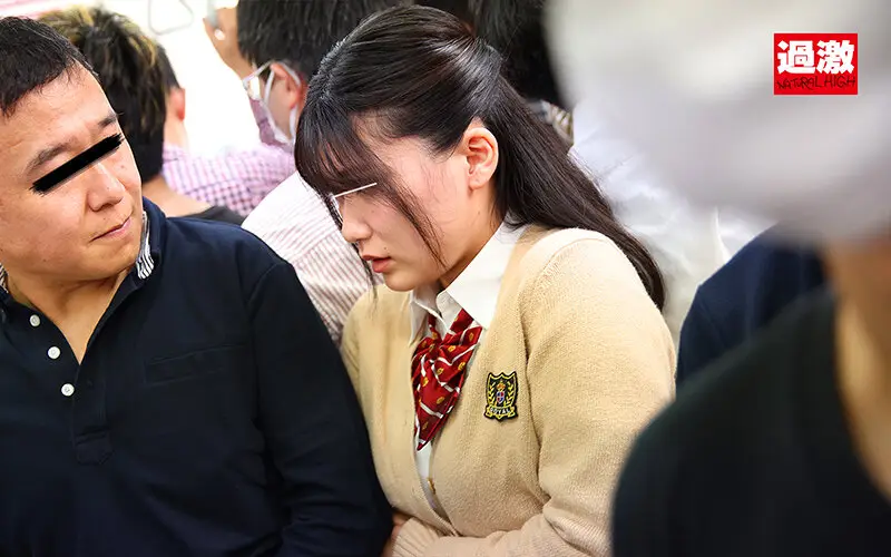 串刺しJ○痴● 痴●師2人に挟み撃ちされ逃げられず上下の穴を塞がれた色白娘 止まらないバイブ責めでイキ狂った巨乳娘 No.2