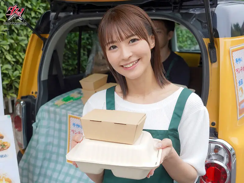 一緒に上京してきた可愛い彼女は俺のために絶倫権力おじさんに種付けセックスされていた。 東條なつ No.1