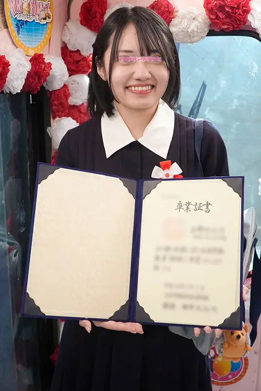 マジックミラー便 3分前まで女子○校生！～2026年～卒業式直後に初めての素股編 顔出し解禁！総勢15人全員SEXスペシャル！ギンギンに勃起したち○ぽを赤面まんコキ！恥じらいながらも濡れてしまった10代うぶオマ○コにヌルっと挿入で激イキ絶頂！！2枚組10時間！！ No.2