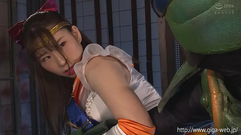 美熟女戦士セーラーイシュタル ～近所の奥様はスーパーヒロイン～ No.4