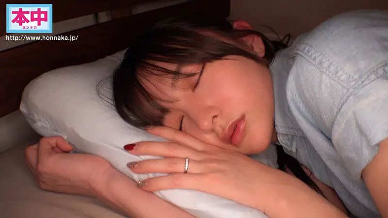 【本中配信限定】 僕が彼女の浮気を知ったきっかけのハメ撮り動画をお見せします 昔の集まりに行って朝まで帰ってこなかった婚約者のあの日の中出しハメ撮り 幸村泉希 No.2