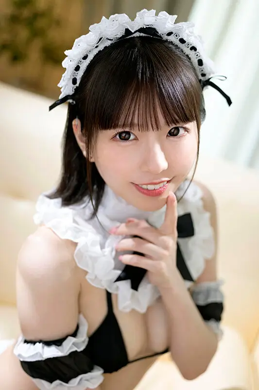 【VR】両親に内緒で付き合っている専属メイドは二人きりになると、小声で囁きキスで唇を塞いで、音を立てずに四六時中愛し合う 雫月心桜 No.17