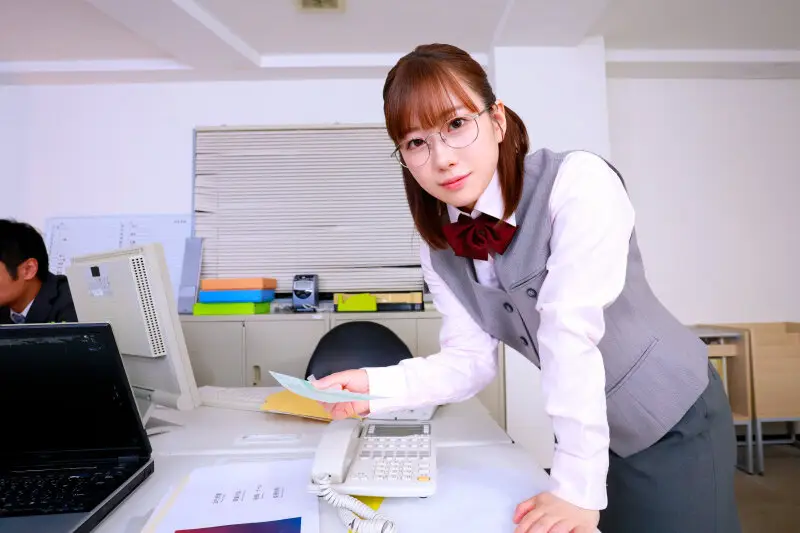 【VR】【8K】【この女、口マ○コ使い放題】隙あらば笑顔でイチャフェラしてくる 経理部 結希 24歳 No.5