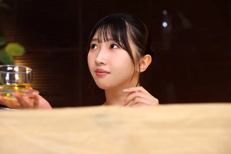 【VR】【8K】感覚遮断 よもぎ蒸しエステで首から下ゼロ感覚で触り放題・挿れ放題! 薬切れ美女客をガンギマリピストン ひかりさん No.7
