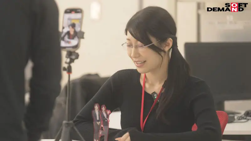 【特典版】秘書 守屋よしの 会社のために中出し解禁 No.3