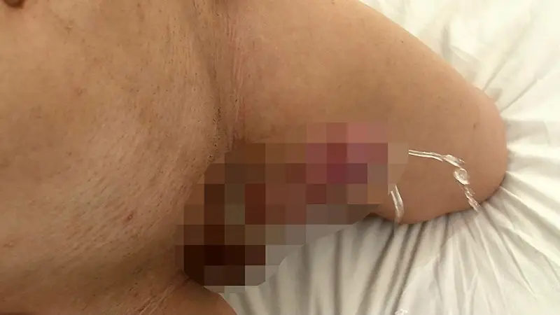 馬用興奮剤を飲まされてカウパー垂れ流すカワイイ小さな男の娘 こはく No.3