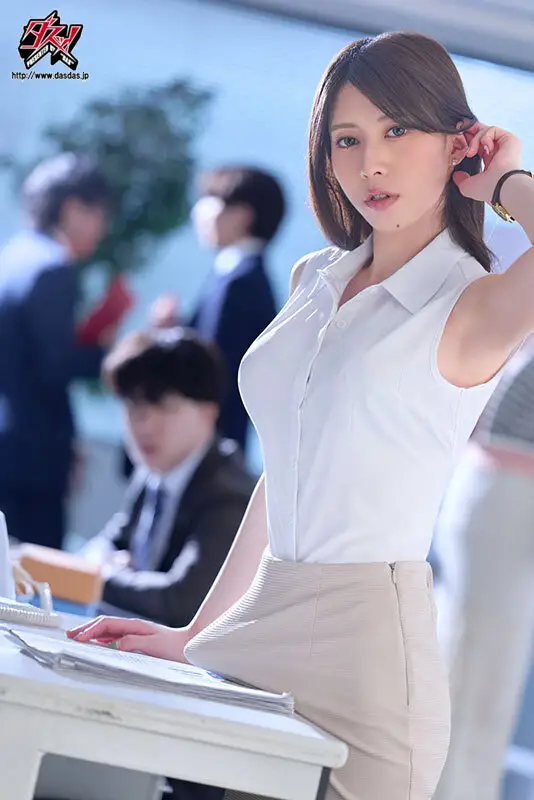 いま、私の勃起見たでしょ?机の上にテントが当たるスカートを見てしまった僕は、勃起テントを押し付けられるように誘惑され続けた。 柚木れんか No.1