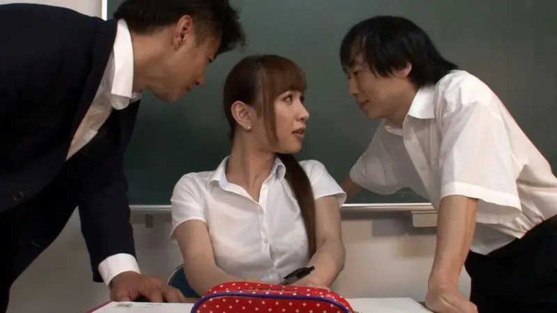 ドM女教師 教え子達に調教されてペニクリフル勃起 橘芹那 No.15