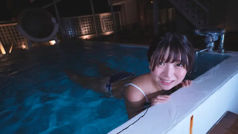 夏休み日焼けあとが残るかなちゃんとごっくんプール教室 No.10
