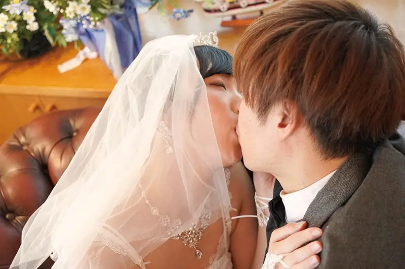 ●校時代の彼女と結婚 花嫁が花婿で 星越かなめ No.2